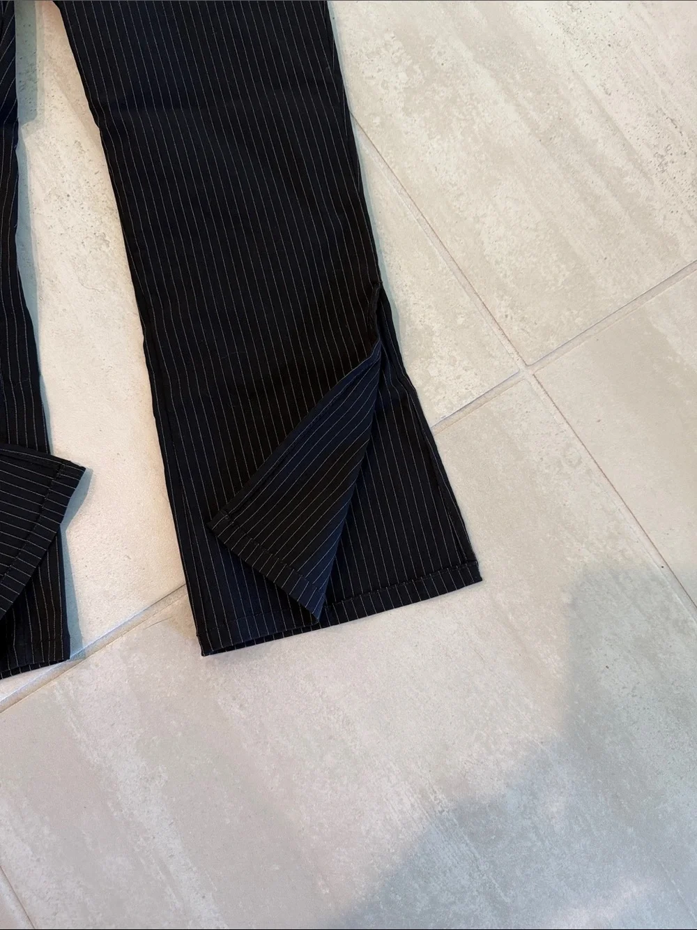 bebe sleek black